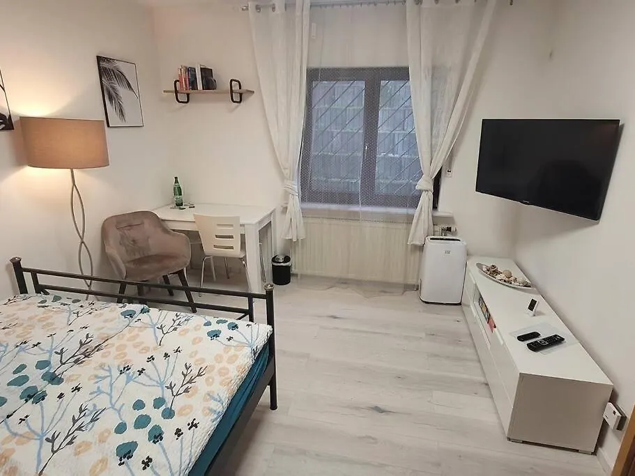 Apartment Souterrainwohnung Viernheim Germany